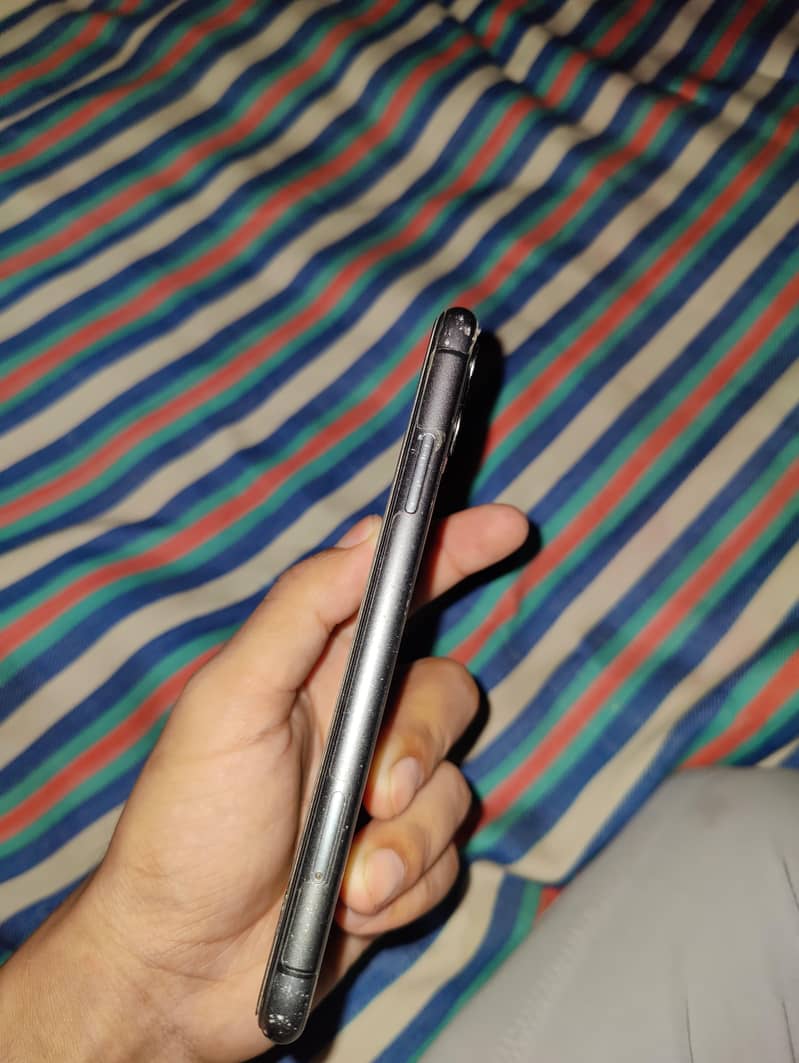 Apple iPhone 11 2