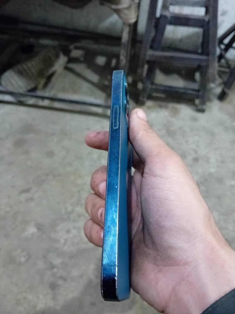 Apple iPhone 12 Pro 1