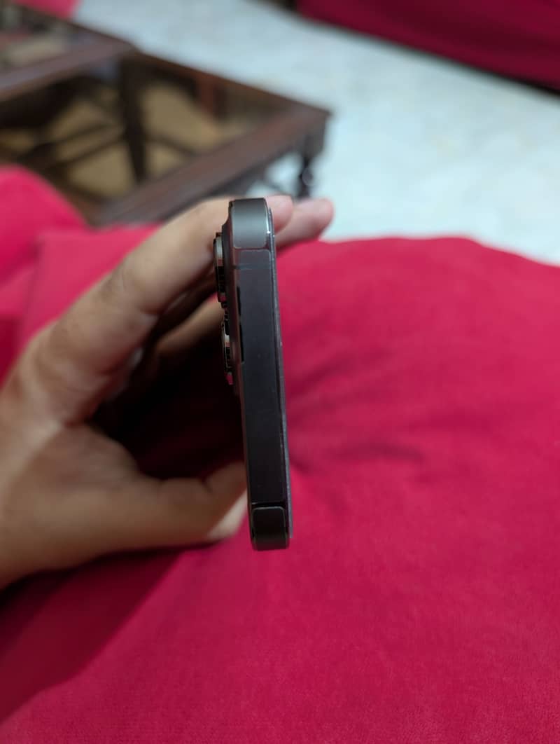 Apple iPhone 13 Pro 2