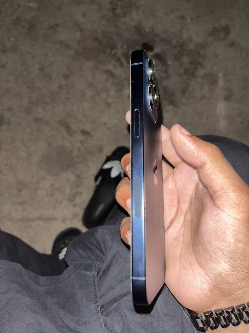 Iphone 15 pro max 7