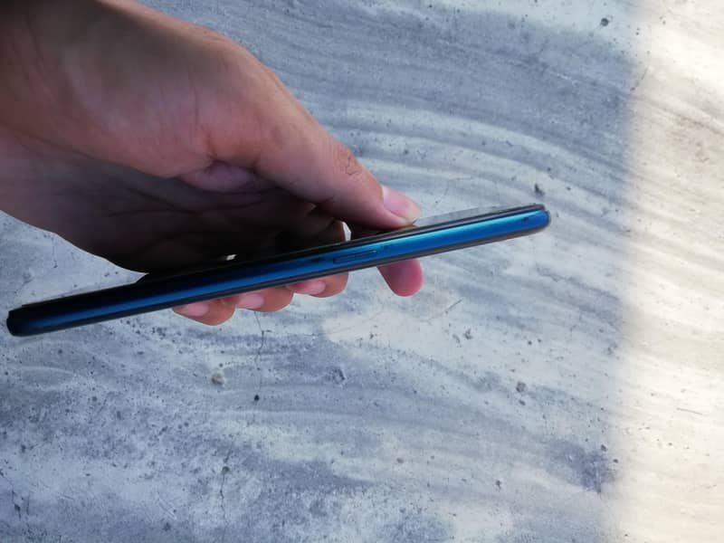 OPPO A7 2