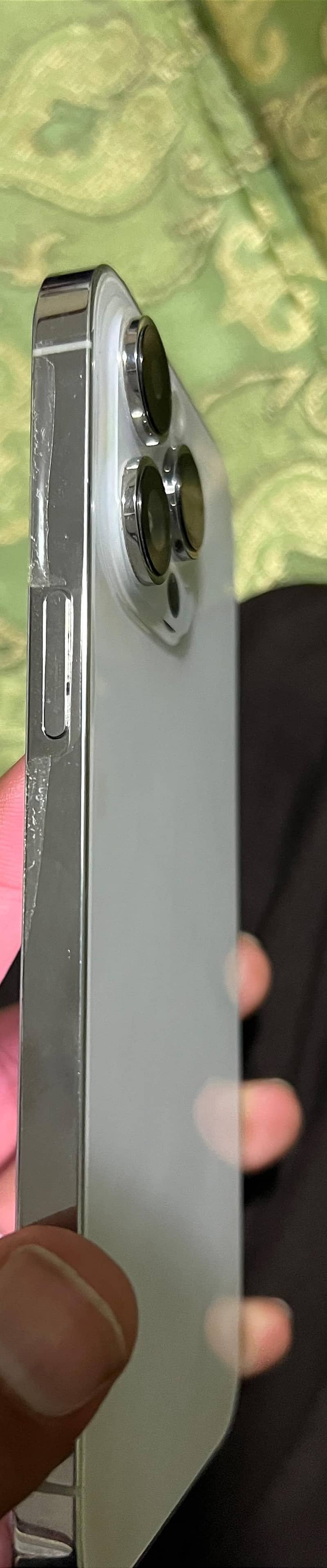 Apple iPhone 14 Pro Max 2