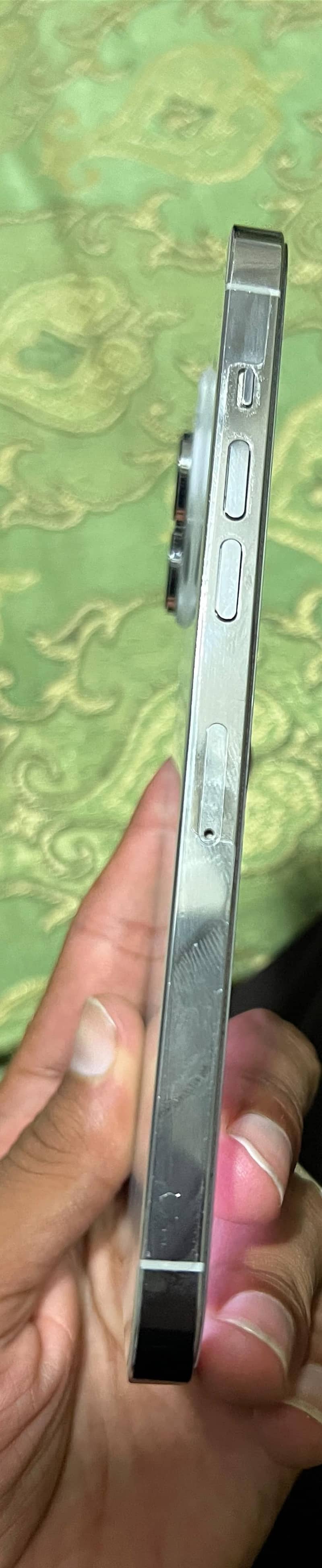 Apple iPhone 14 Pro Max 4