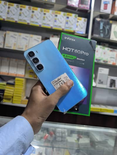 Infinix hot 60 pro 10/10 with box