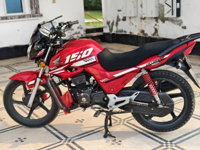 Honda CB 150F 2024