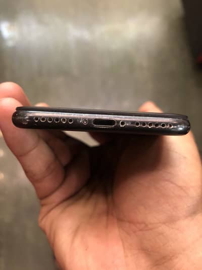 Apple iPhone 7