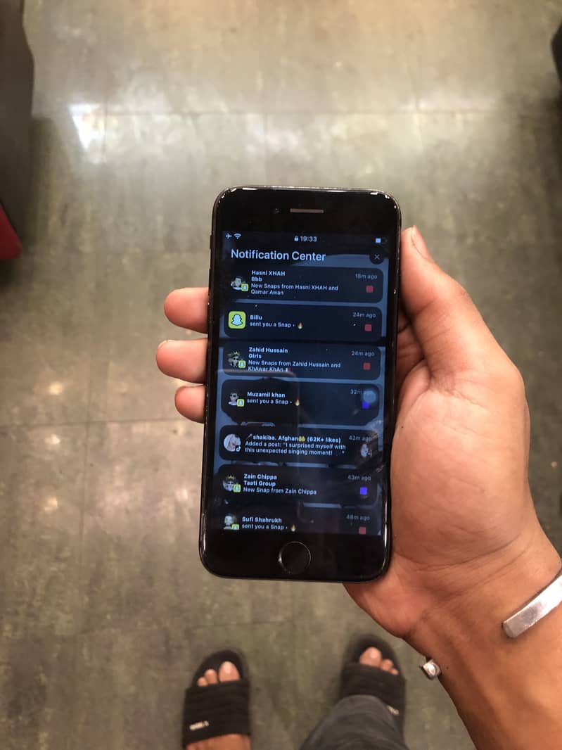 Apple iPhone 7 6