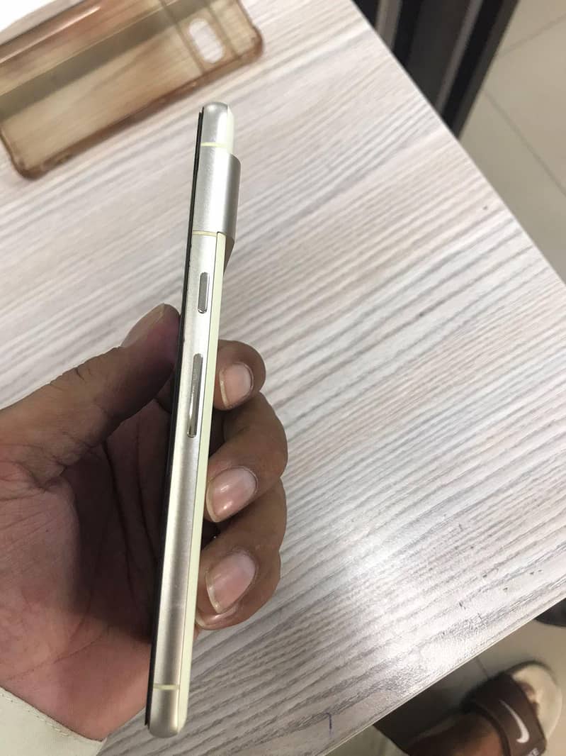 Google Pixel 7 3