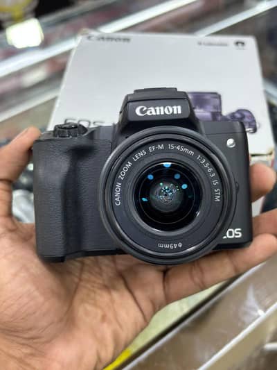 Canon M50 mirrorless camera