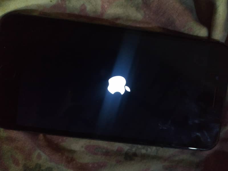 Apple iPhone 8 Plus 5