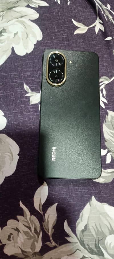 Xiaomi Redmi A5 4+4 gb ram 64 rom just box open few months used