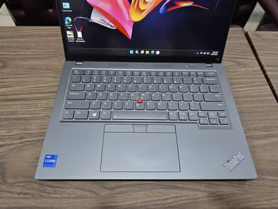 Lenovo ThinkPad T14 Gen 4 / 7 months warranty remaining