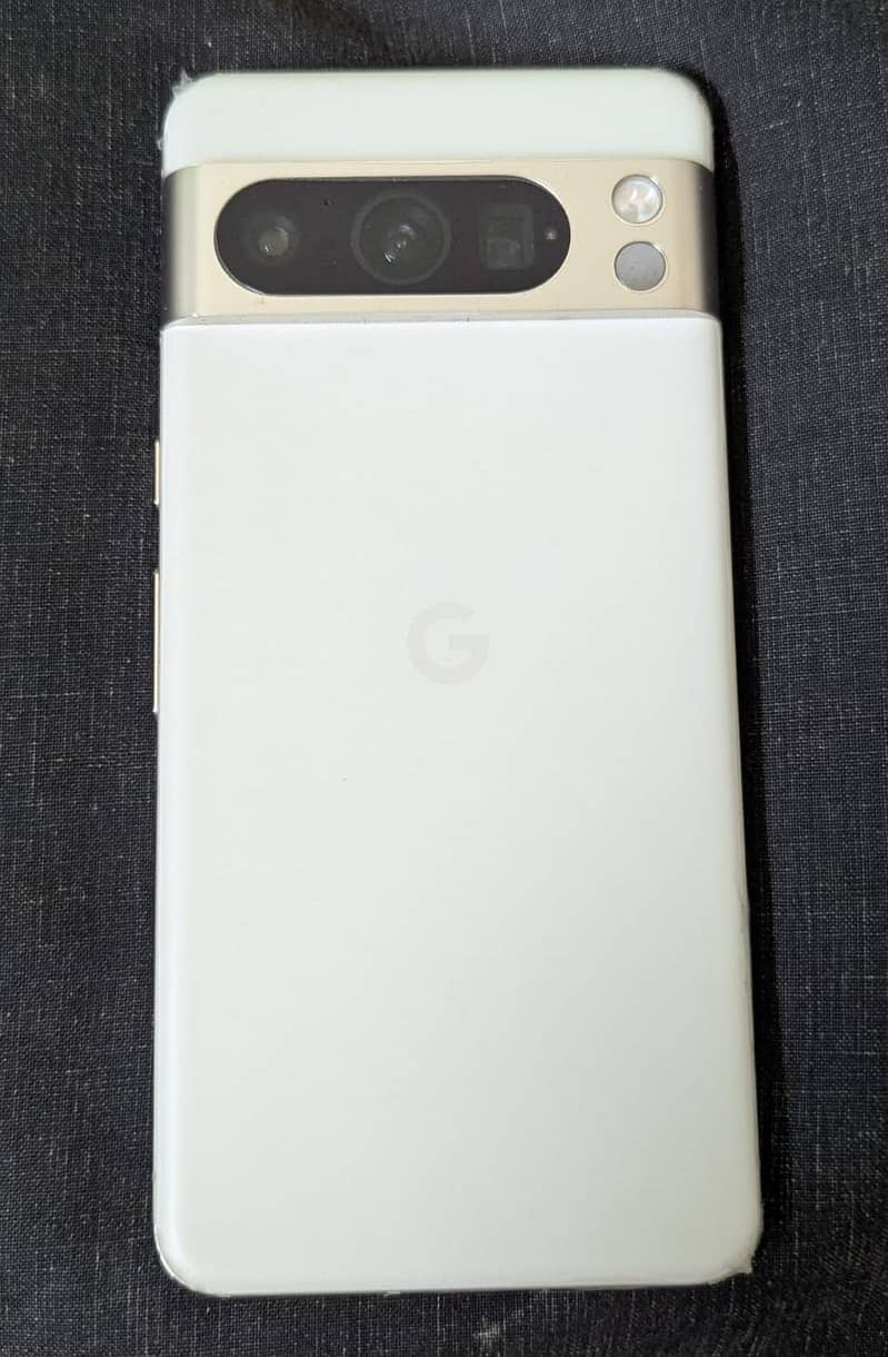 Google Pixel 8 Pro 1