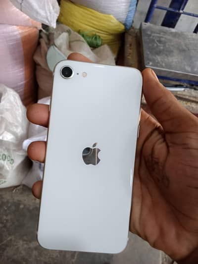 i phone se 3rd water pack Sim time available exchange possible
