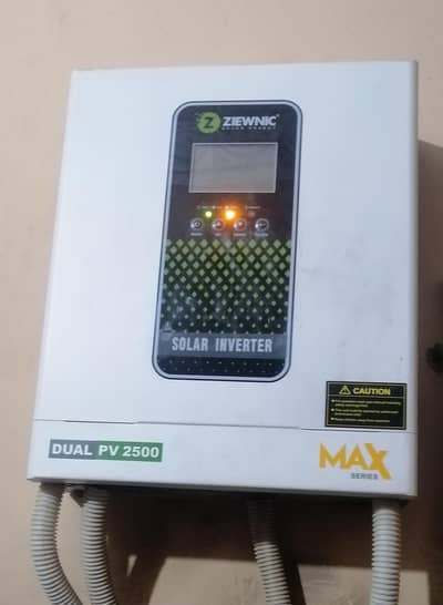 Ziewnic Solar Inverter PV 2500 Dual Output (Bought Feb 2025) For Sale