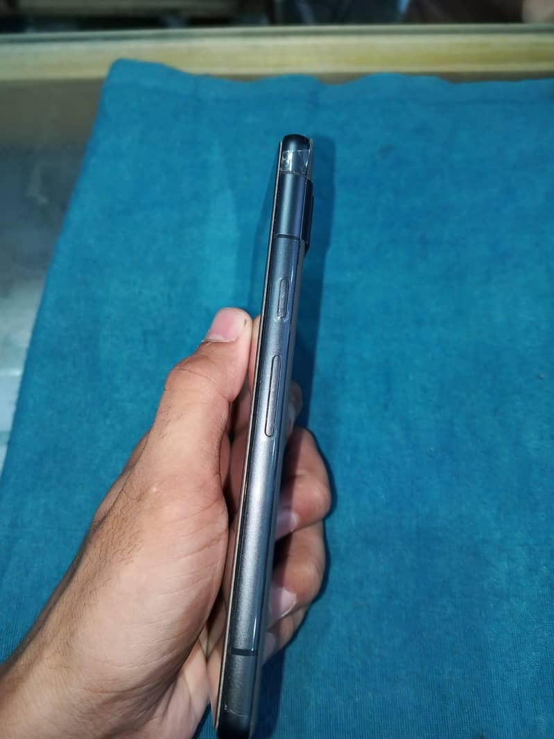 Google Pixel 7a 3