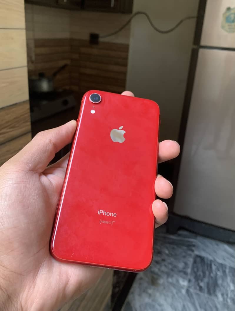 iPhone XR 3