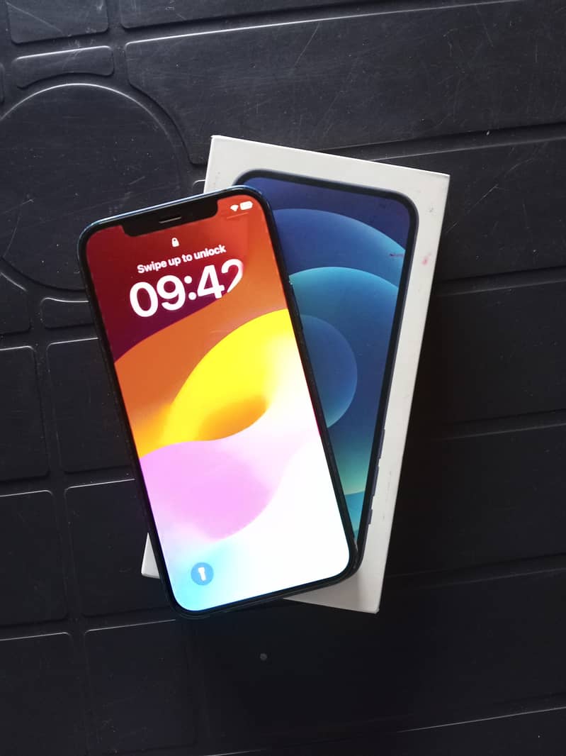 Apple iPhone 12 0