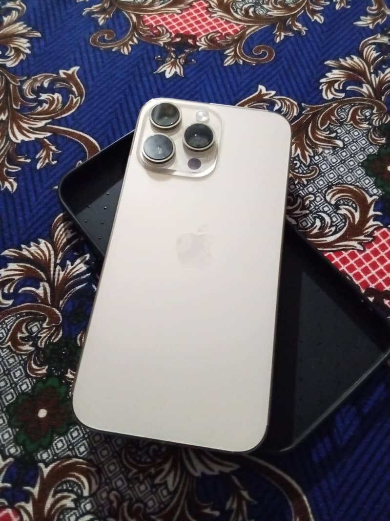 Apple iPhone 14 Pro Max 2