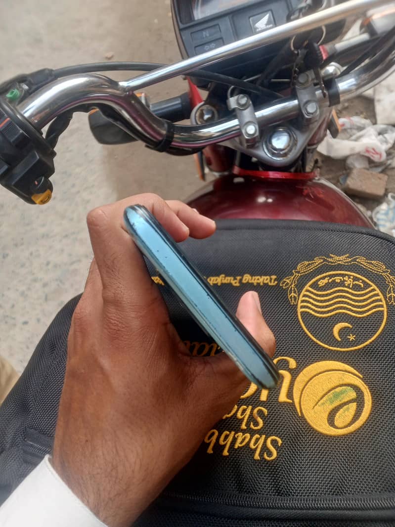 Tecno CAMON 16 SE 2