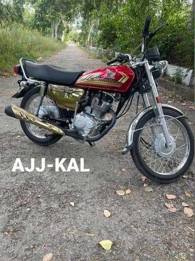 Honda CG 125 gold edition