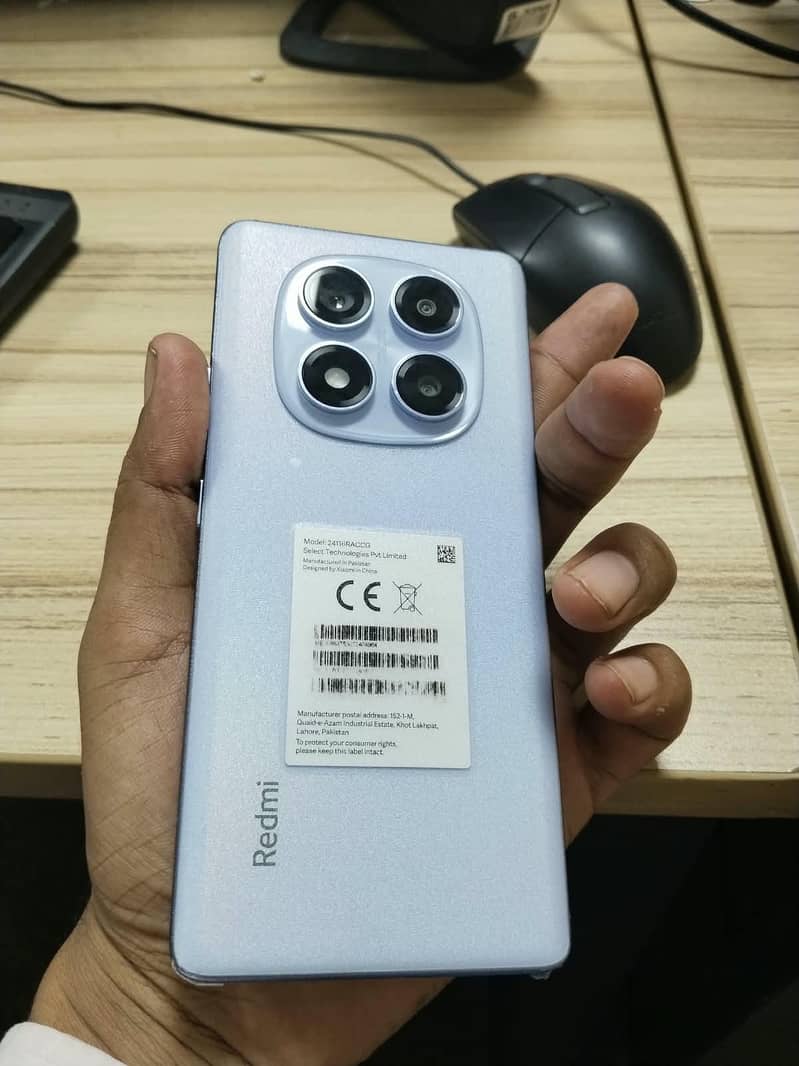 Xiaomi Redmi Note 14 Pro 0