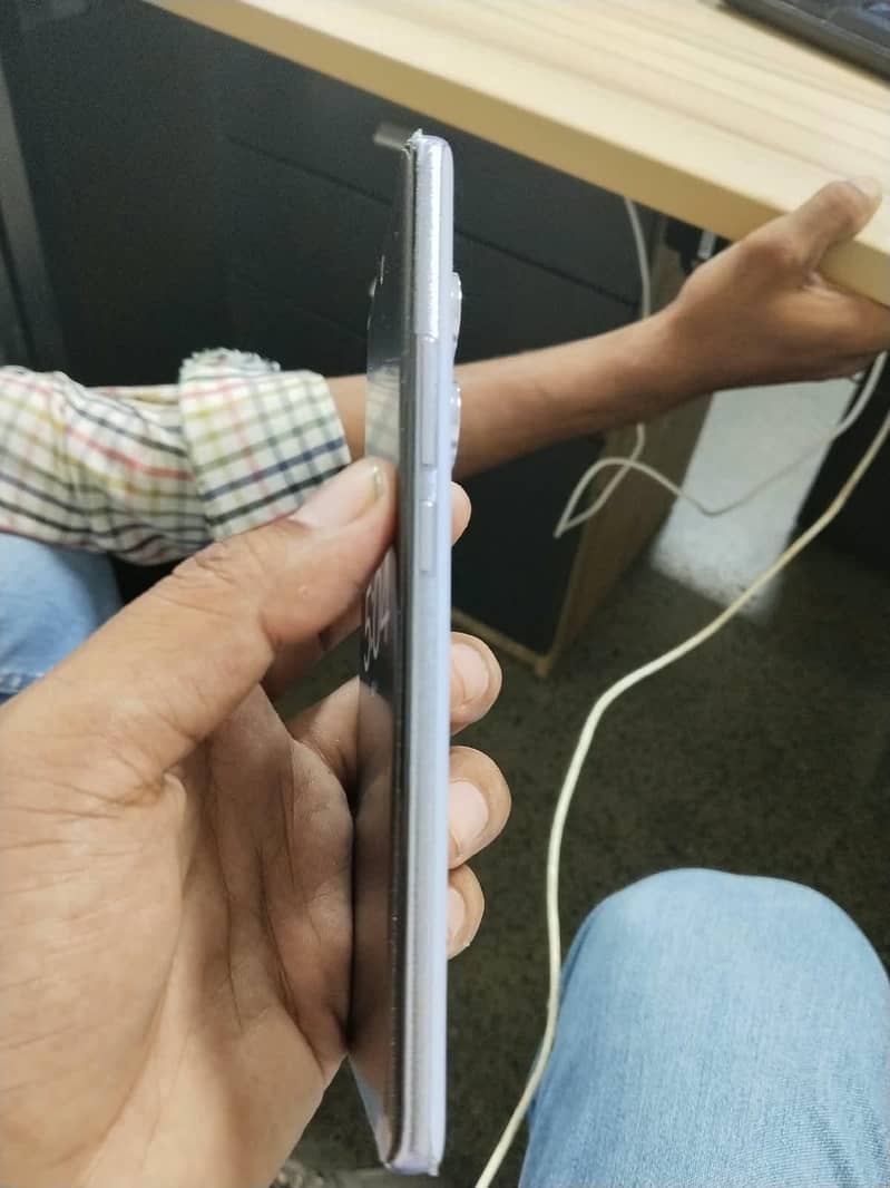 Xiaomi Redmi Note 14 Pro 4