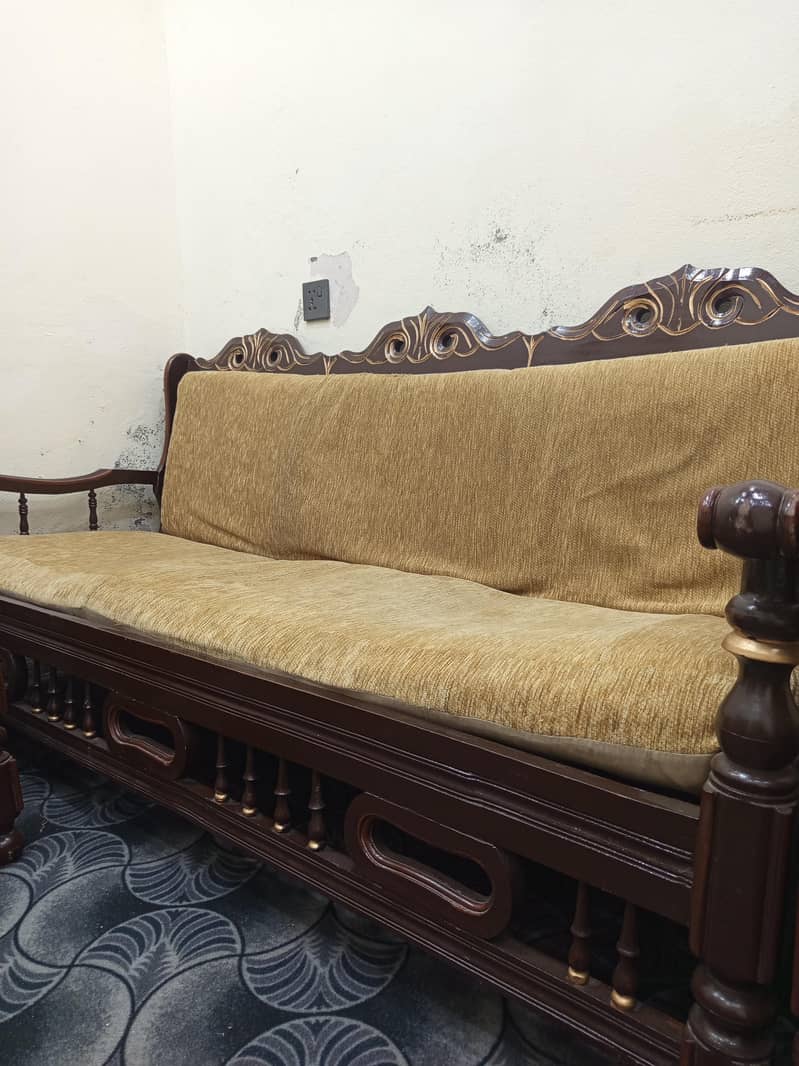 sofa set use condensation 1