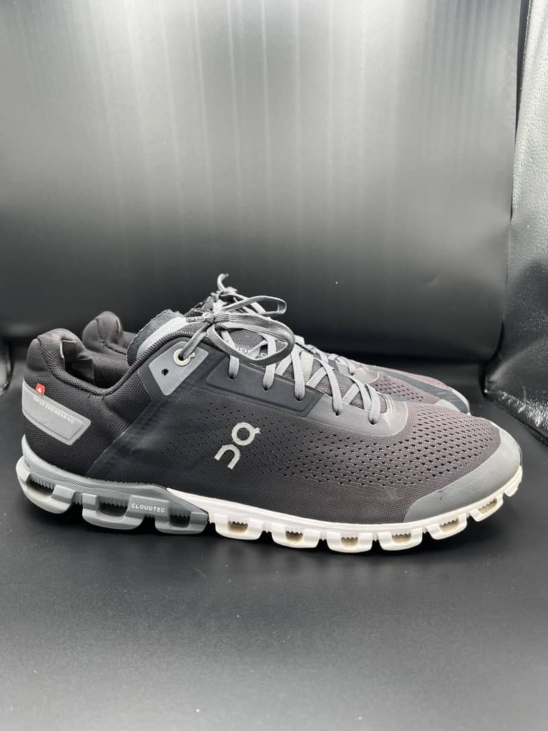 Premium running article 1