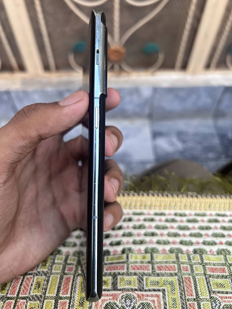 One Plus 10 Pro 7