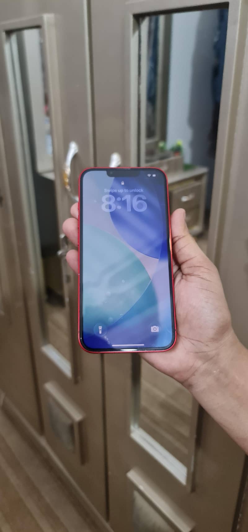 Apple iPhone 13 4