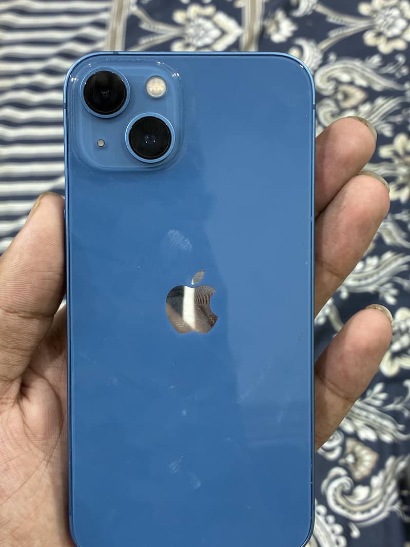 Apple iPhone 13 3