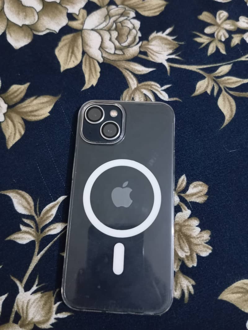 Apple iPhone 13 2