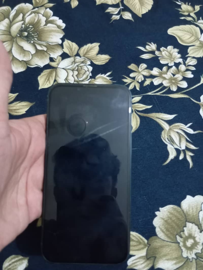 Apple iPhone 13 3