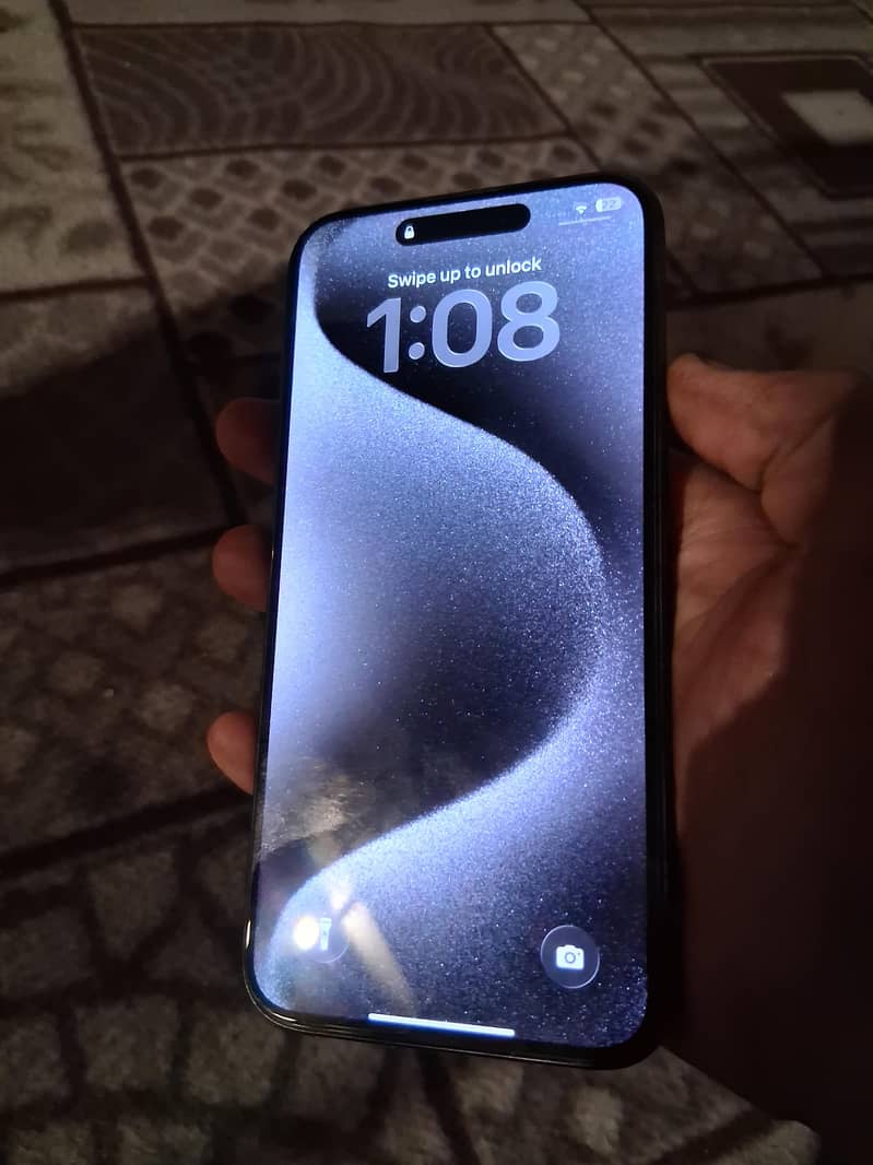 Apple iPhone 15 Pro Max 2