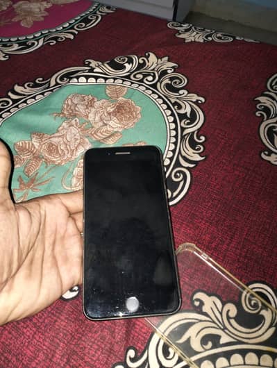 urgent sale iphone 7plus