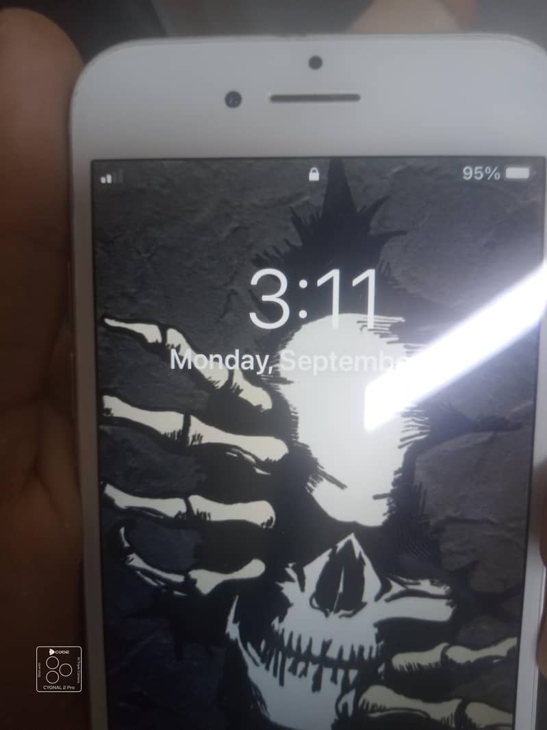 Apple iPhone 7 2