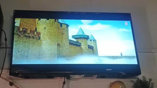 42 inch Sony led with tv box
