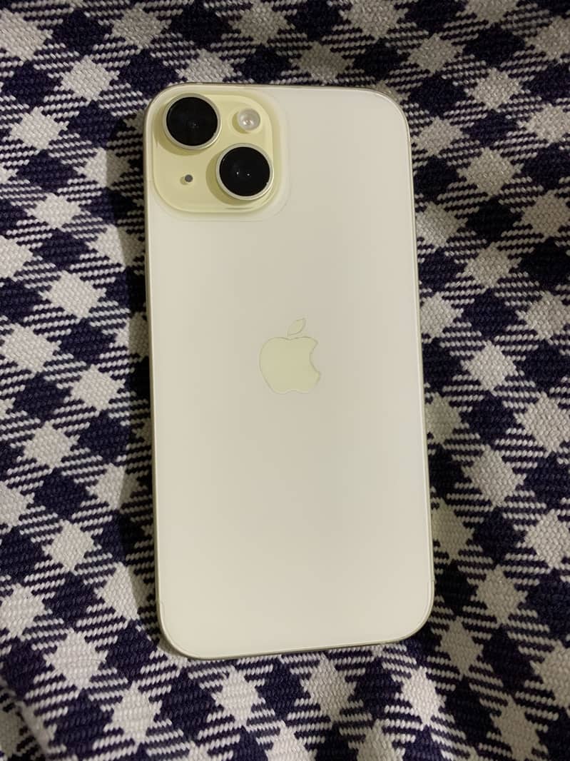 Apple iPhone 15 5