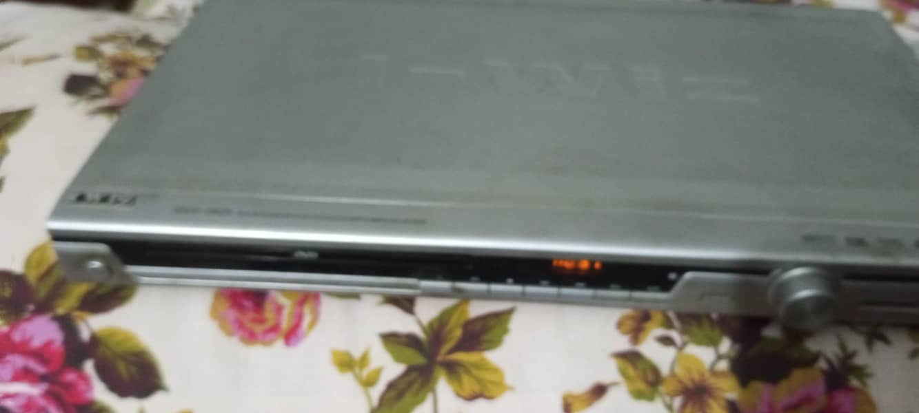 DVD player 5