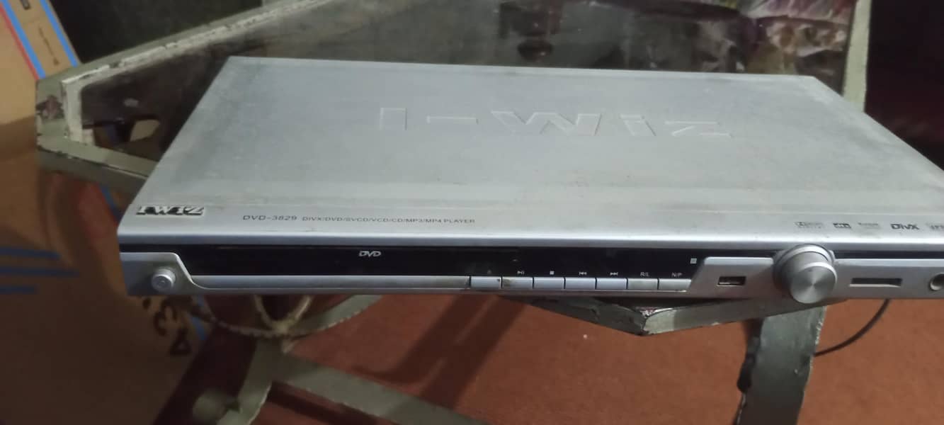 DVD player 7