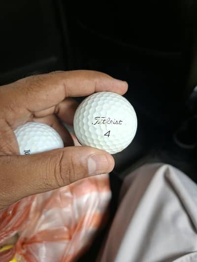 Mixed golf balls _ Used (Per ball R. S 150)