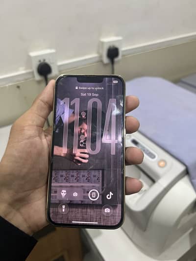 Apple iPhone 13 Pro (Golden colour) demanded colour