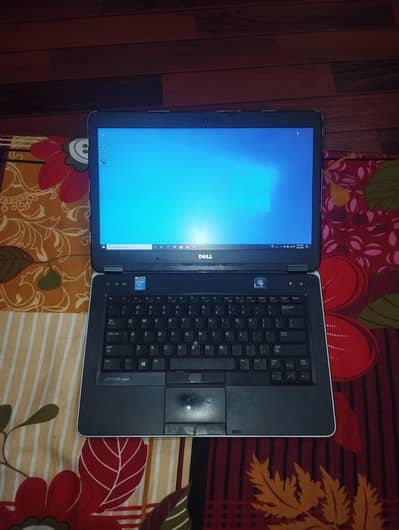 Laptop Dell for Sale(in nawashah)