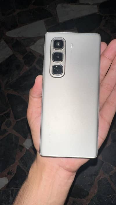 Infinix hot 50 pro plus