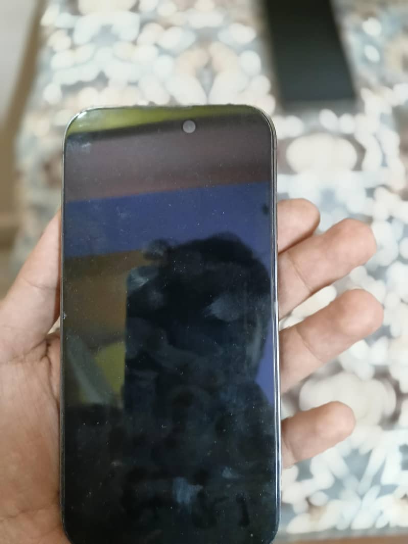 Apple iPhone 14 Pro 4