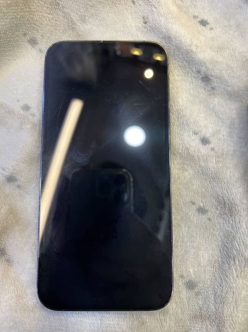 Apple iPhone 14 Pro Max 1