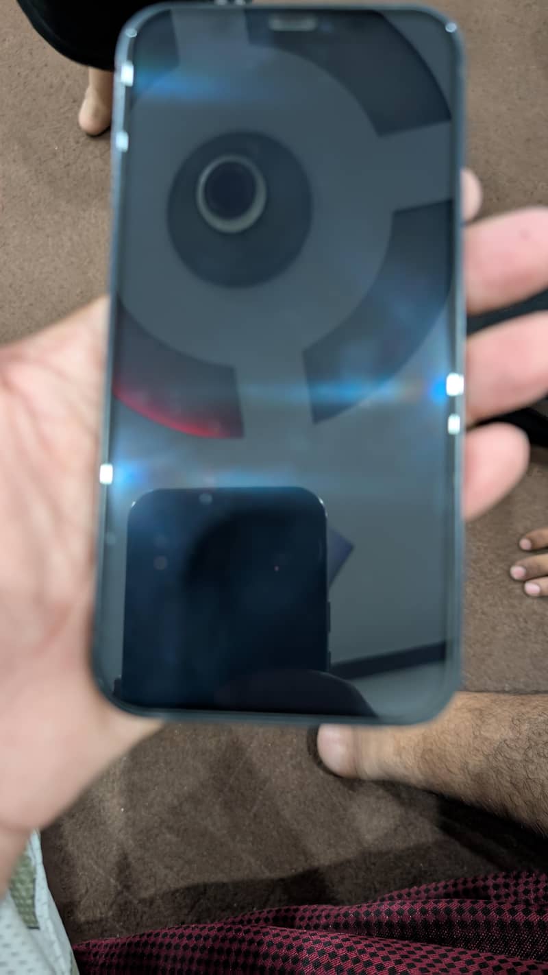 Apple iPhone 12 1