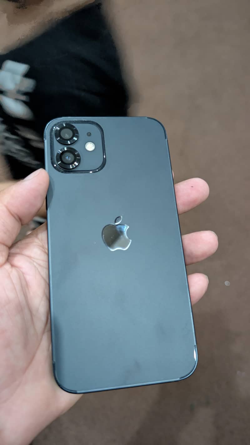 Apple iPhone 12 5