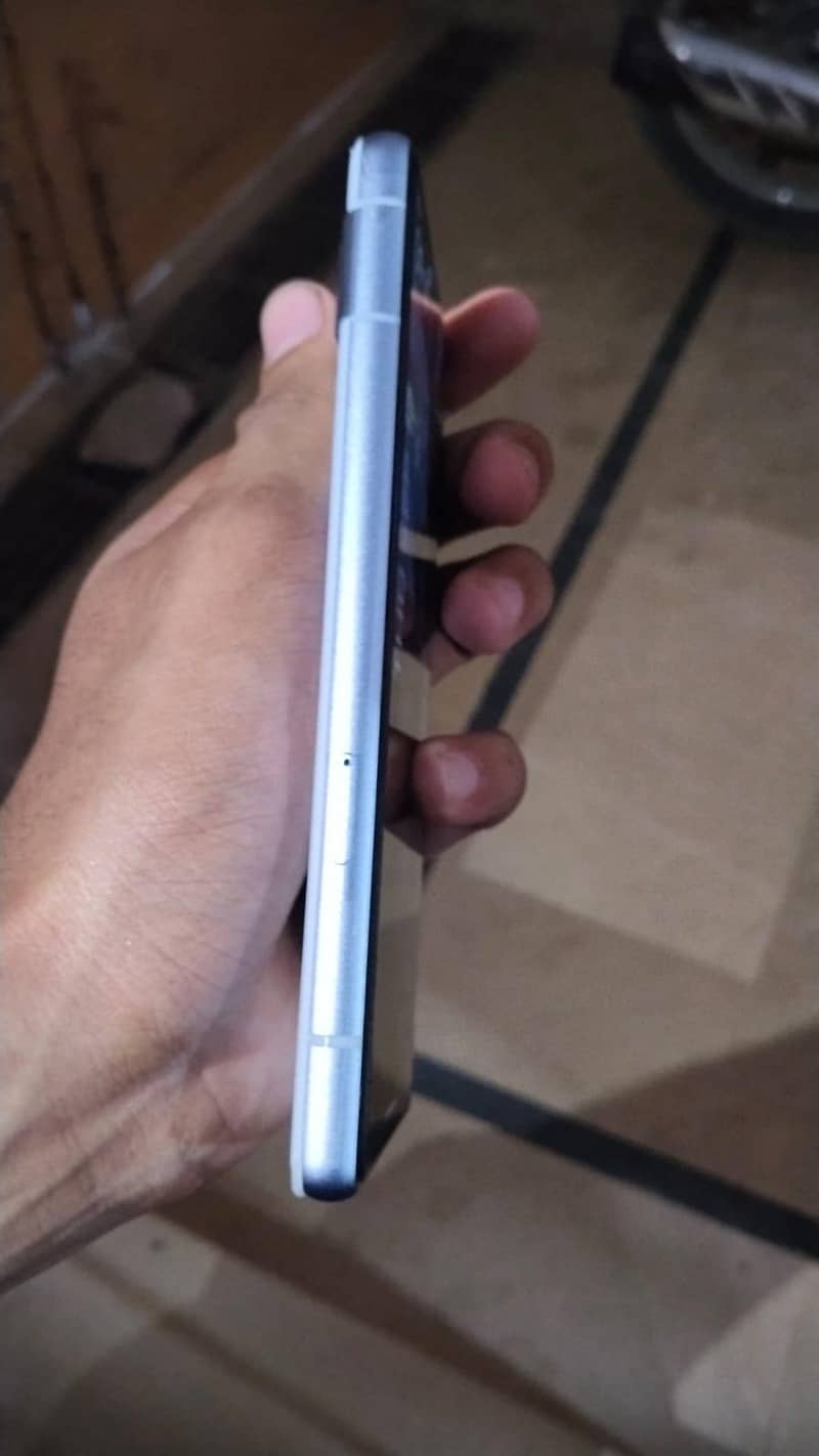 Google Pixel 7a 3